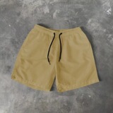 土黄色