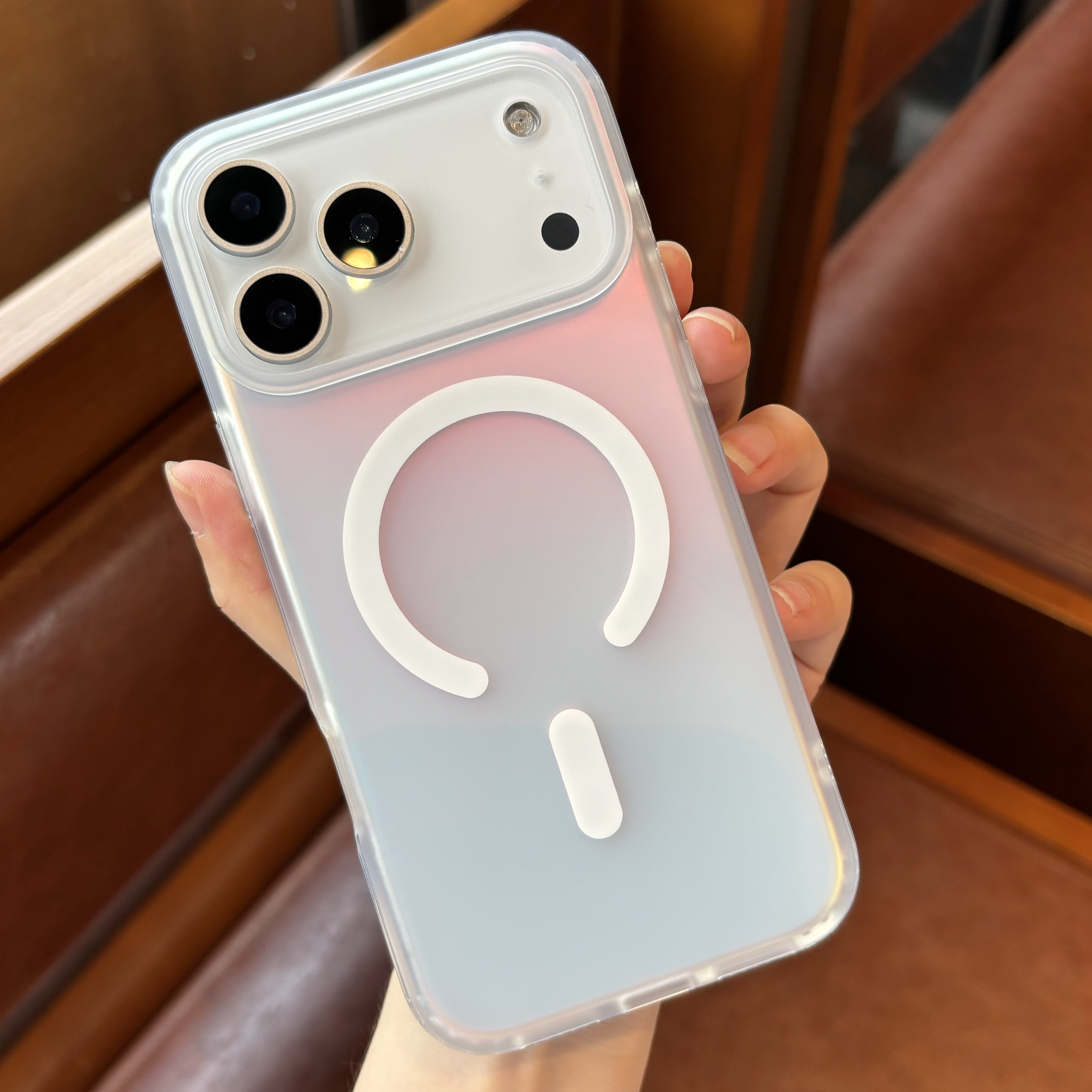 渐变镭射磁吸适用iphone17promax手机壳16plus变色15pm磨砂2025新款14网红air女生高级感2025新款爆款外壳
