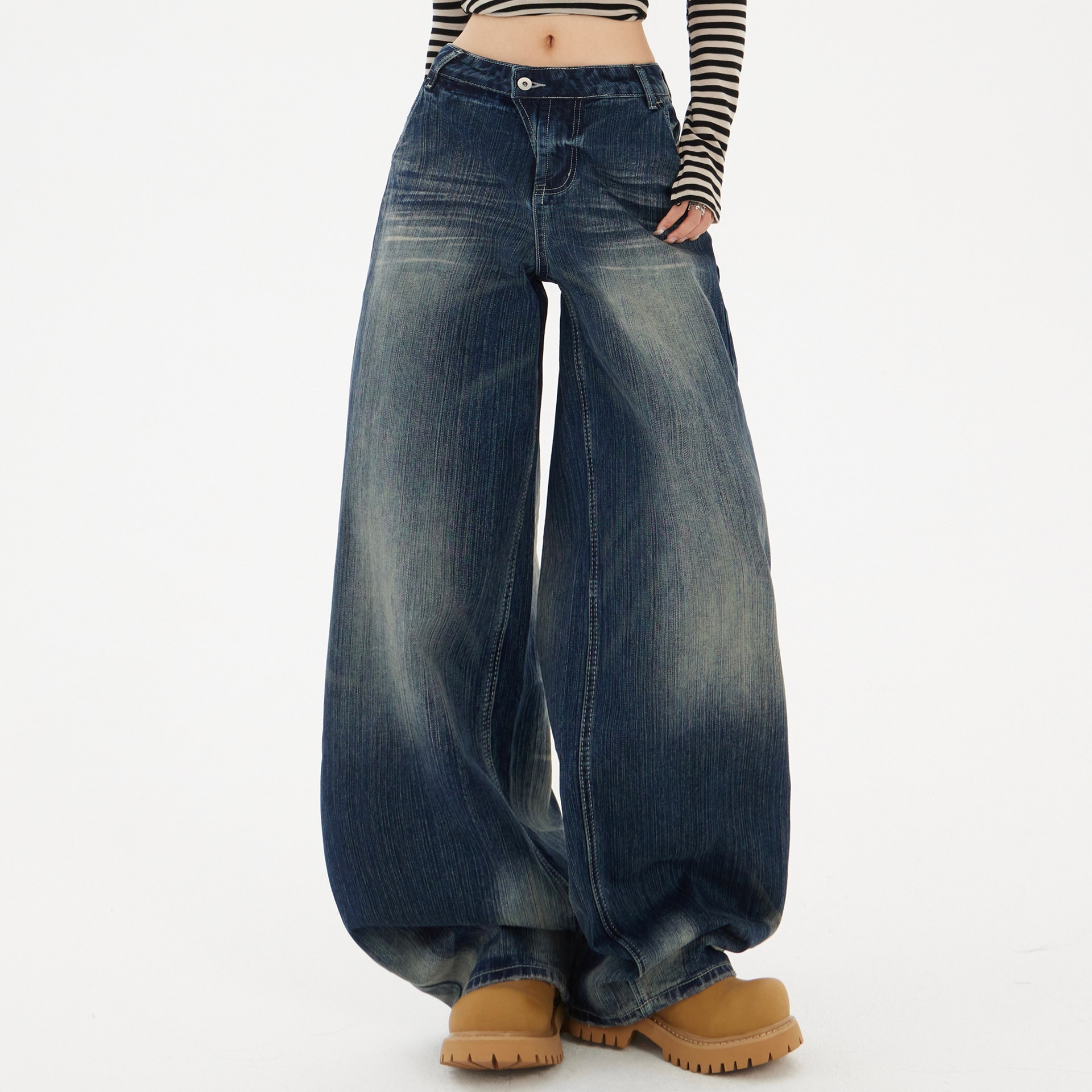 设计感深蓝猫须磨白阔腿牛仔长裤