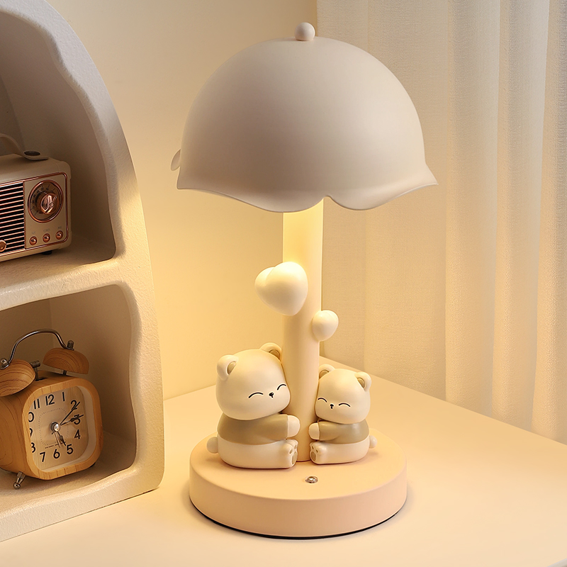 可爱抱抱熊卧室床头小夜灯