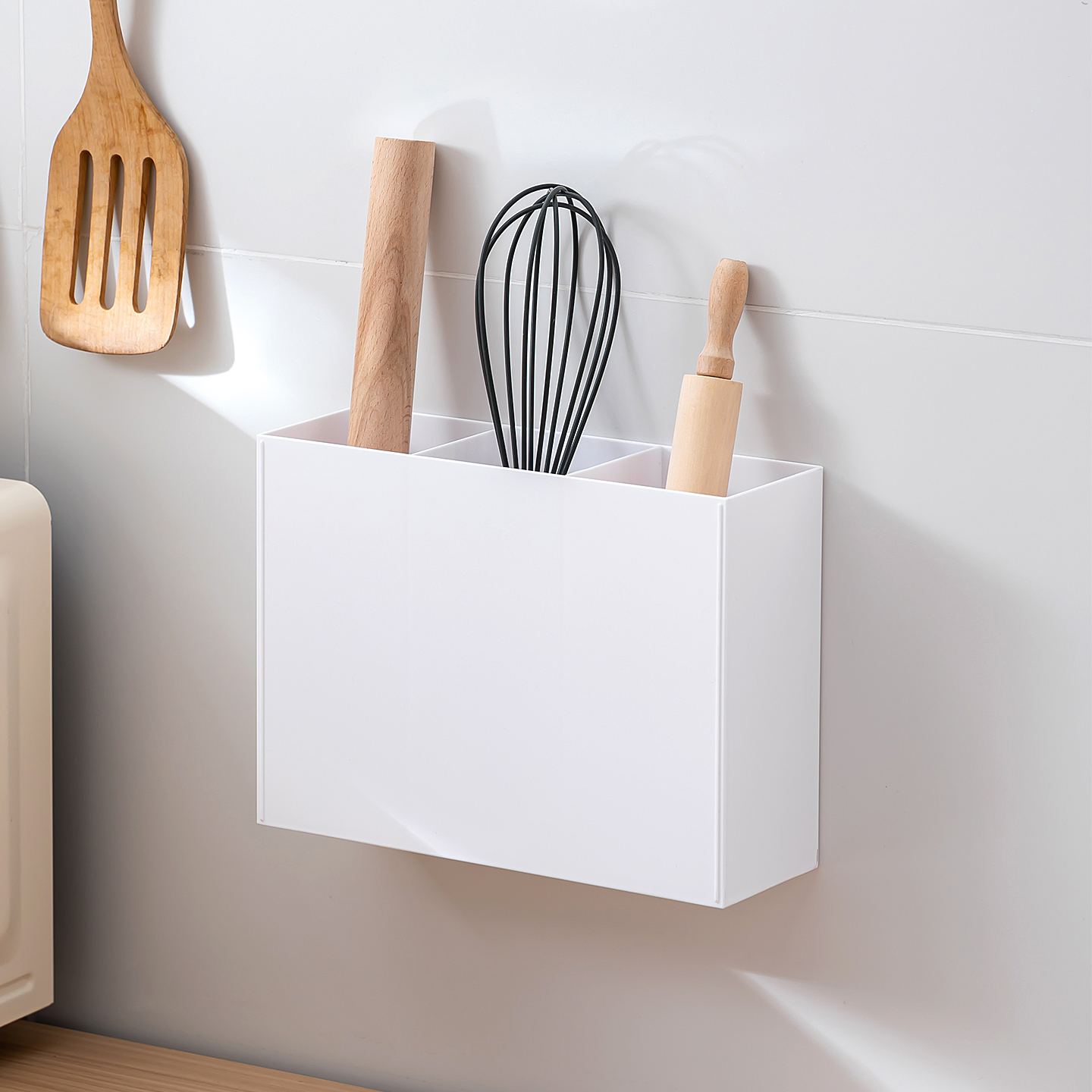 擀面垫收纳盒免打孔壁挂冰箱侧置物架多功能厨房擀面杖整理神器