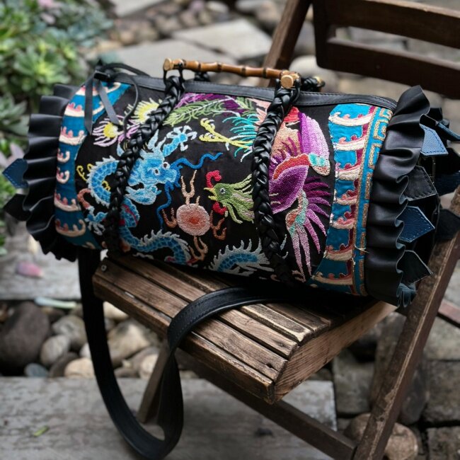 【半夏】纯牛皮手工包  牛皮龙凤打籽绣花斜挂手提两用包