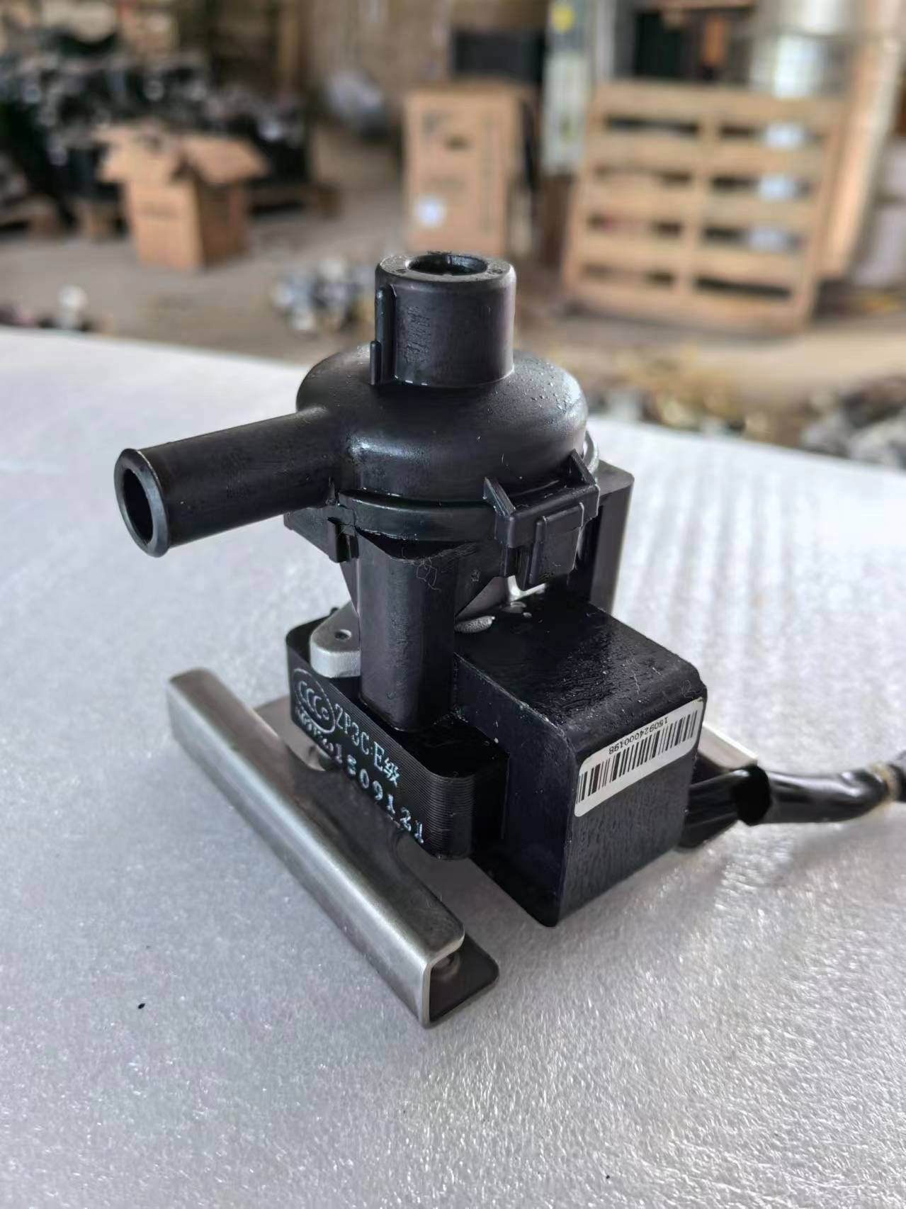 麦克维尔嵌入式空调排水泵罩极电机PSB-7(AOV-3 SP4815-301拆机件