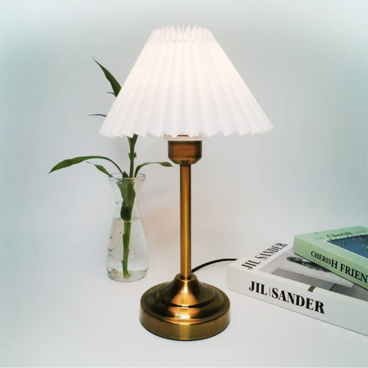 北欧百褶夜灯台灯办公书桌床头卧室创意复古酒店民宿装饰摆件氛围