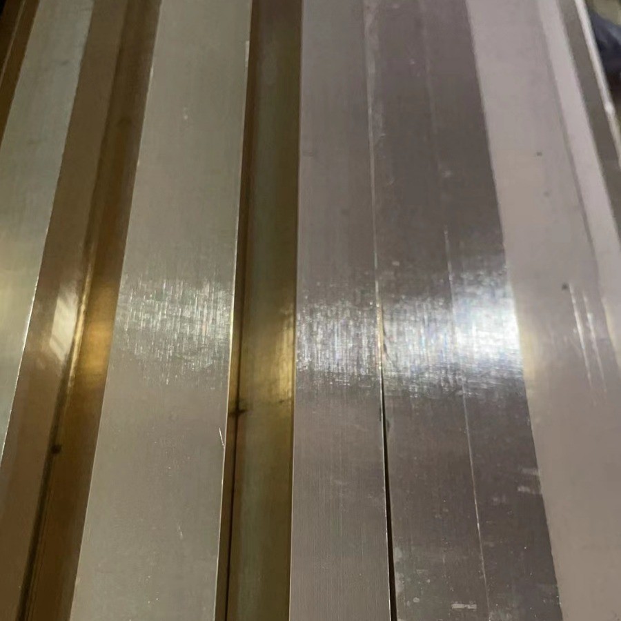 厂家批发直供h59铜条排铜雕刻黄铜板黄黄铜装饰铜条异形材铜条