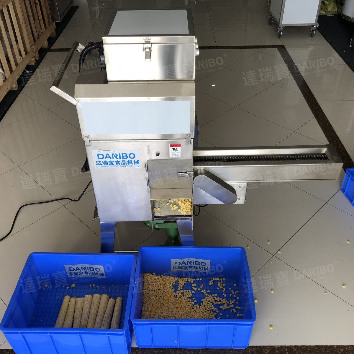 W玉米苞谷打粒机玉米剥粒机新款鲜甜玉米脱粒机电动立式全自动