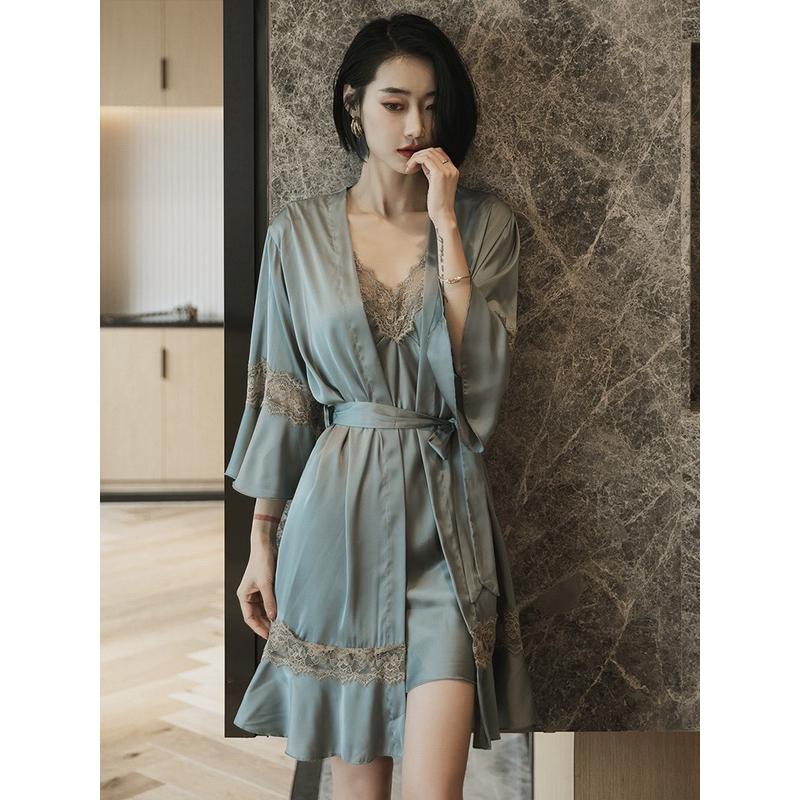 性感睡衣女夏款2024新款睡裙女款真丝冰丝高级感带胸垫一体吊带