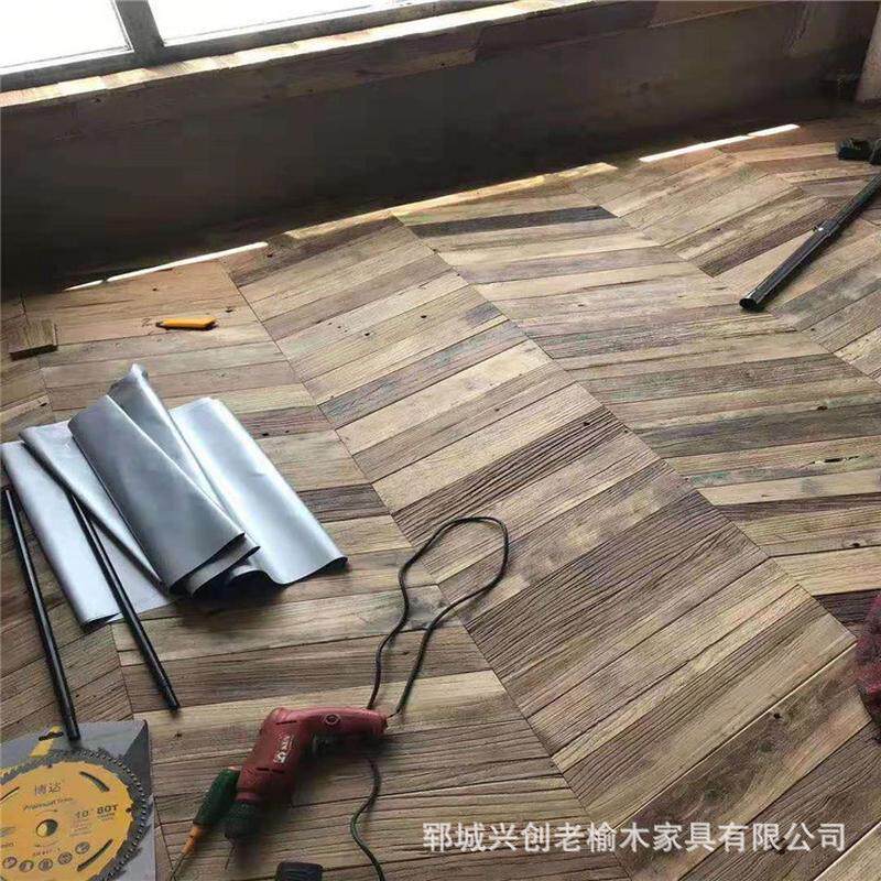 老榆木门板销售护墙板地板自然风化厂家厂家销售自然风化纹理