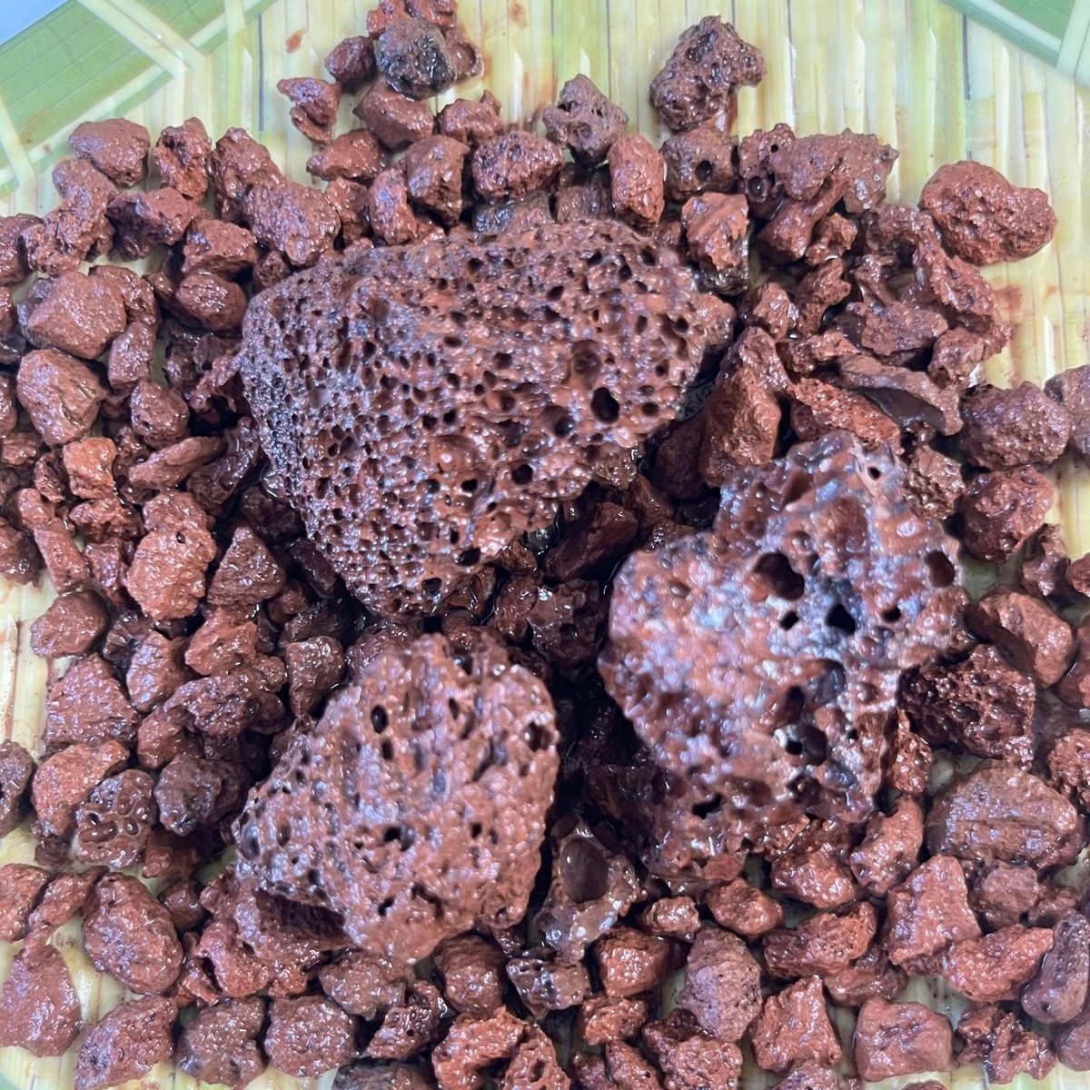 热销火山石鱼缸专用火山岩造景底砂古法养鱼垫底过滤多肉铺面水族