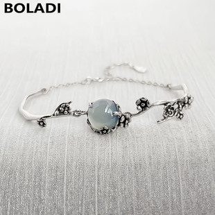 银白玉髓梅花手链女生小众设计新款百搭简约月光石手饰送闺蜜生日