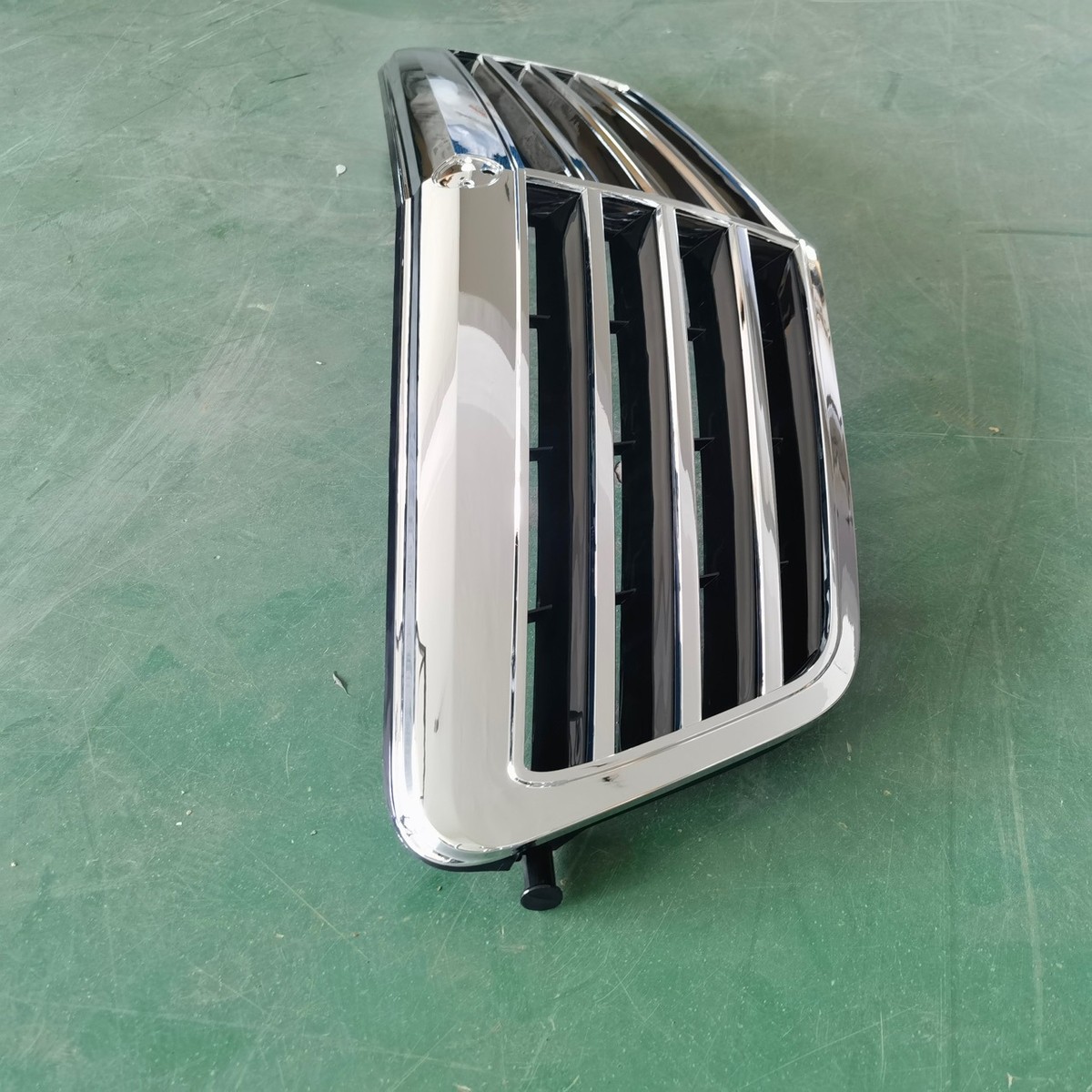 热销适用于e级w212 10-13款中网前杠通风网格栅2128800583 212880