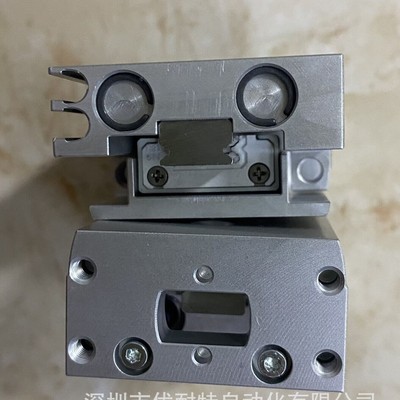 Festo/费斯托滑台气缸 DGST-8-20-E1A DGST-12-30-Y12A DGST-6-10