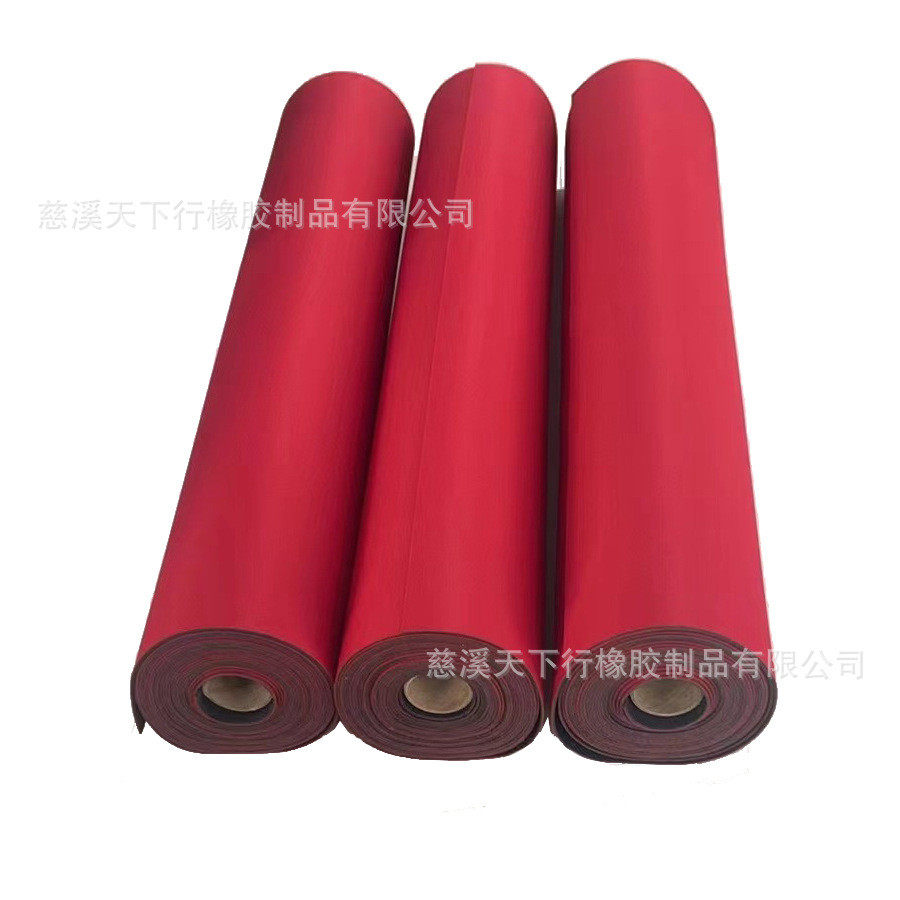 热销neoprene floor rubber橡胶发泡搬家红蓝垫地垫黑布