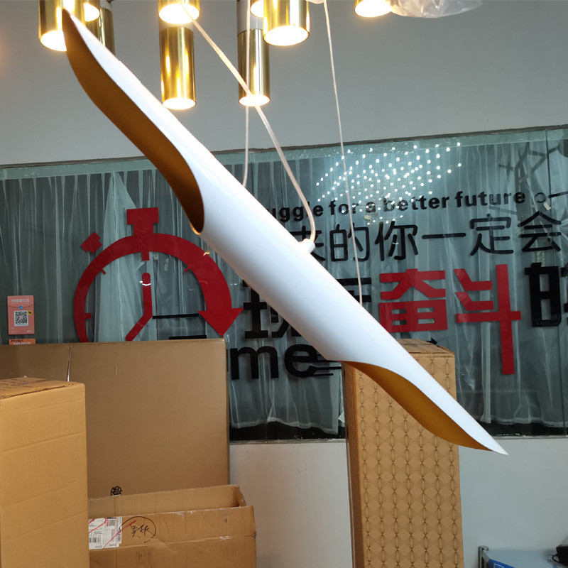 斜口铝材吊灯后现代飞机头北欧复古酒店工程咖啡厅样板间竹子