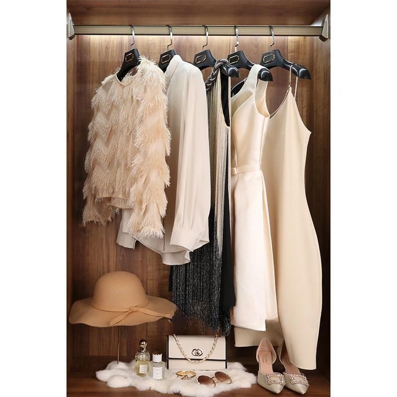 样板间摆件鞋子衣服衣柜软装衣物现代简约衣帽间包包装饰品