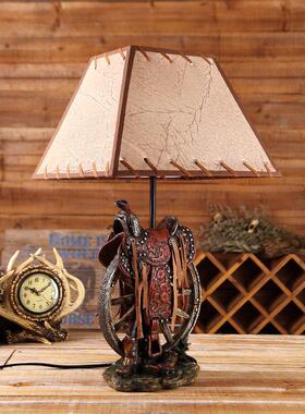 款复古树脂创意台灯台灯美式复古温馨床头灯树脂摆件厂家直销