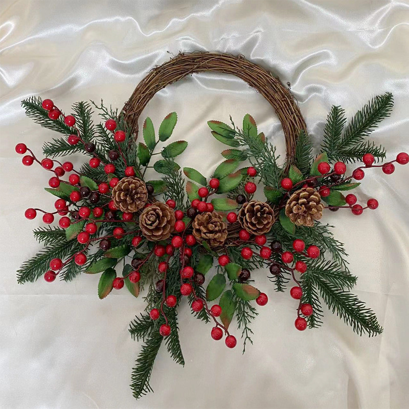 新款藤圈插枝pe装饰品门红果墙挂松果挂圣诞花环