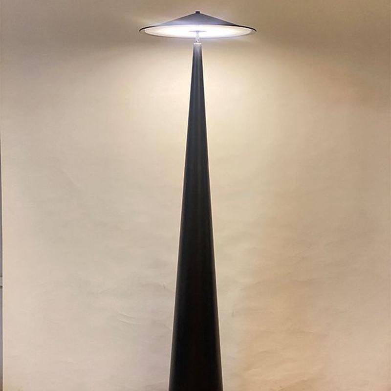 轻奢简约现代北欧蘑菇落地灯设计款卧室客厅灯极简民宿书房立式灯