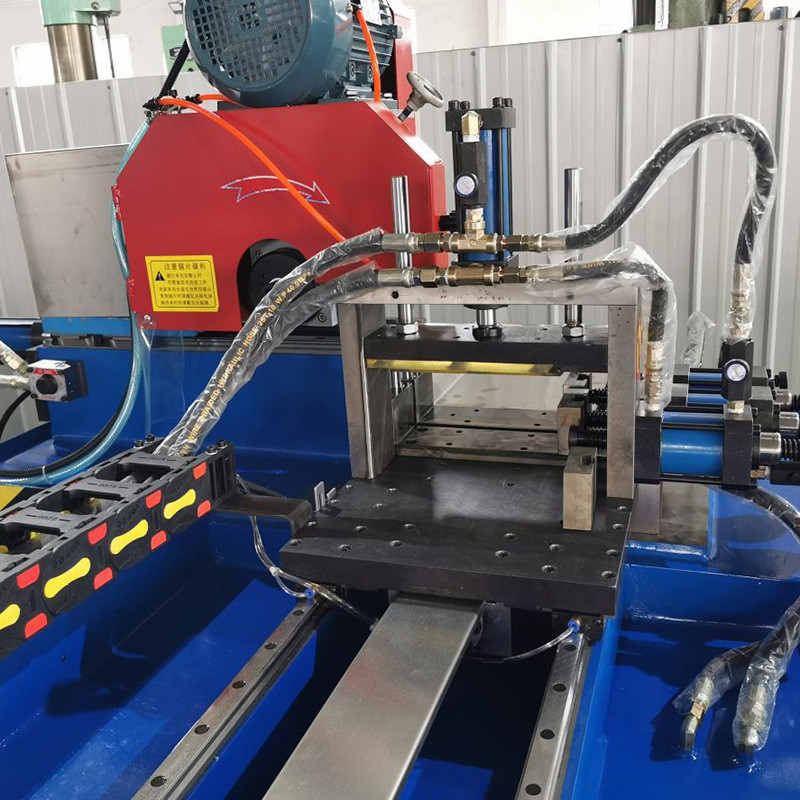 直供425cnc金属切割横向切管机 不锈钢伺服管材全自动横推切管机