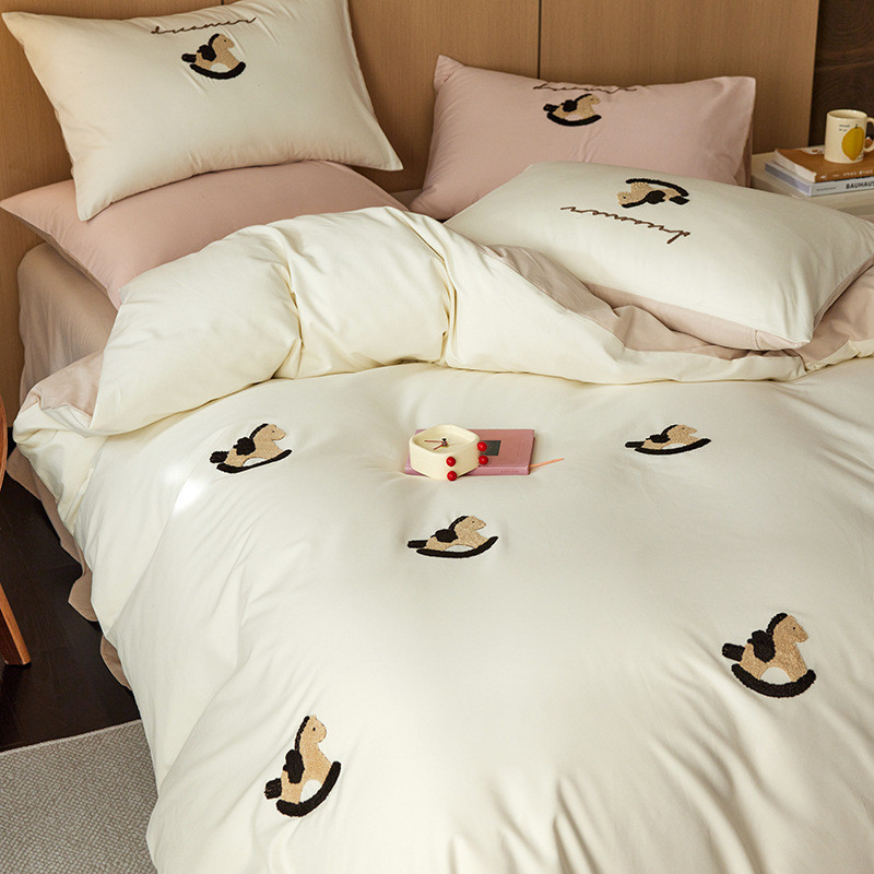热销简约木马100s长绒棉磨毛四件套可爱风刺绣被套床单1.8m床上用