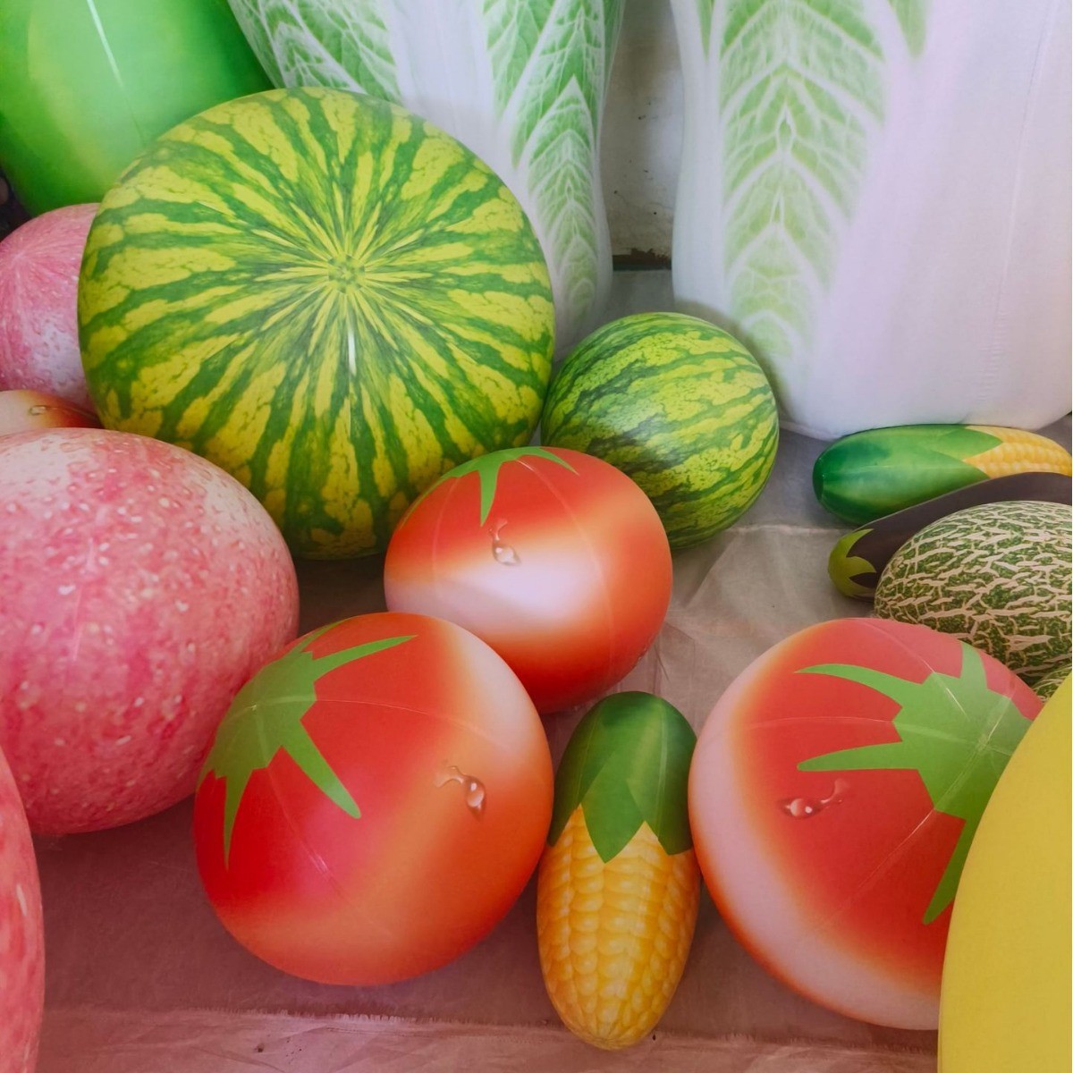 充气装饰桃子商场美陈西瓜道具水果菠萝番茄樱桃pvc香蕉升空气球