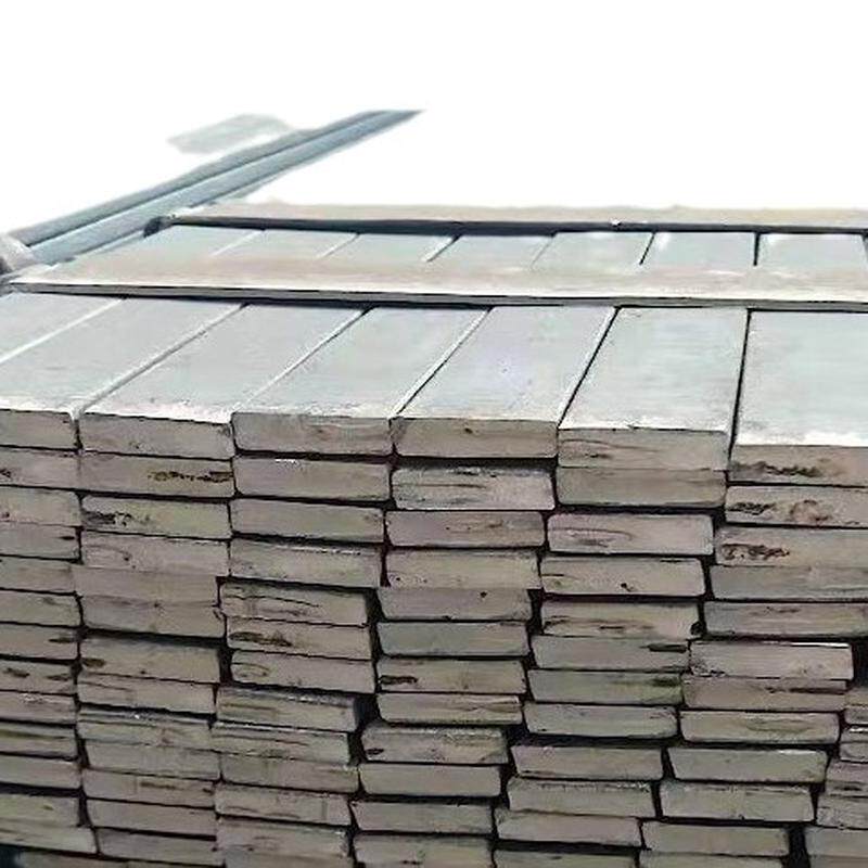 热销厂家热销热轧扁钢万吨库存规格齐可折弯发货及时