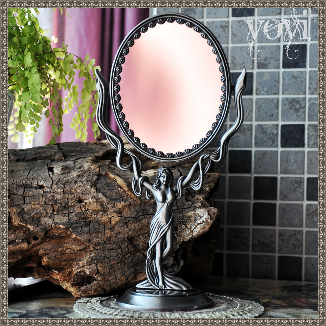 镜子哥特复古欧式金属台女神双面可爱小号台式公主化妆镜梳妆镜