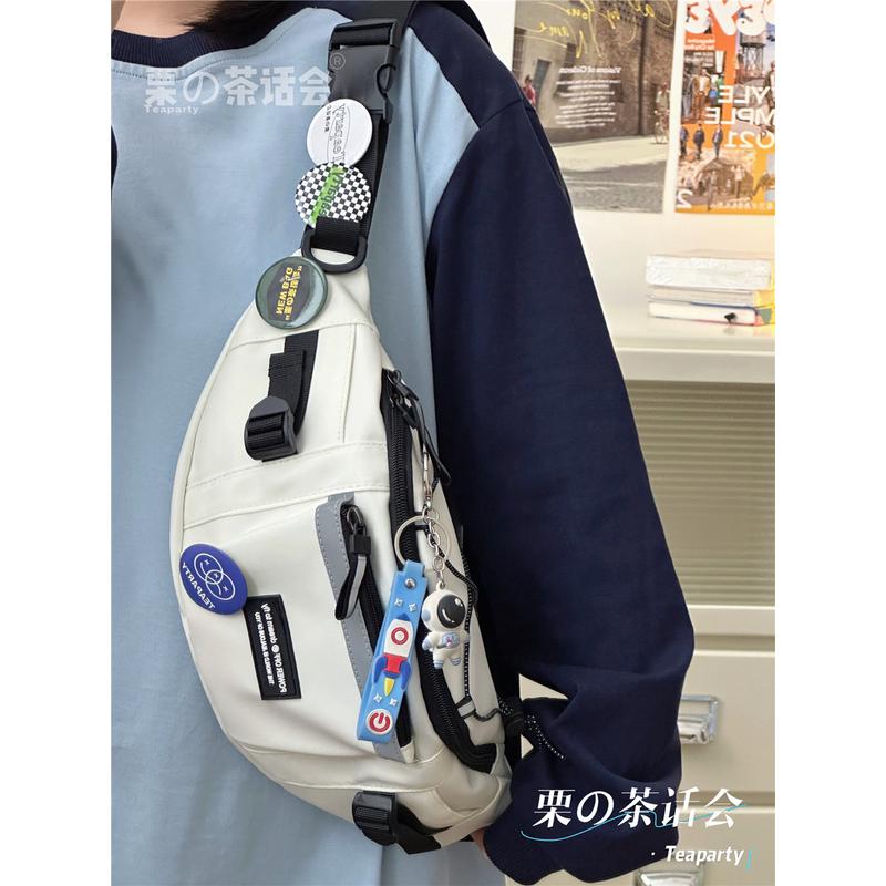 直销手机腰包潮牌男士胸包日系简约轻便单肩小背包女休闲运动斜挎