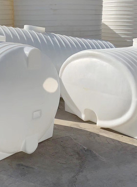 热销重庆塑料塑直供pe卧式储罐5吨华运输罐加厚牛筯料水箱批发厂