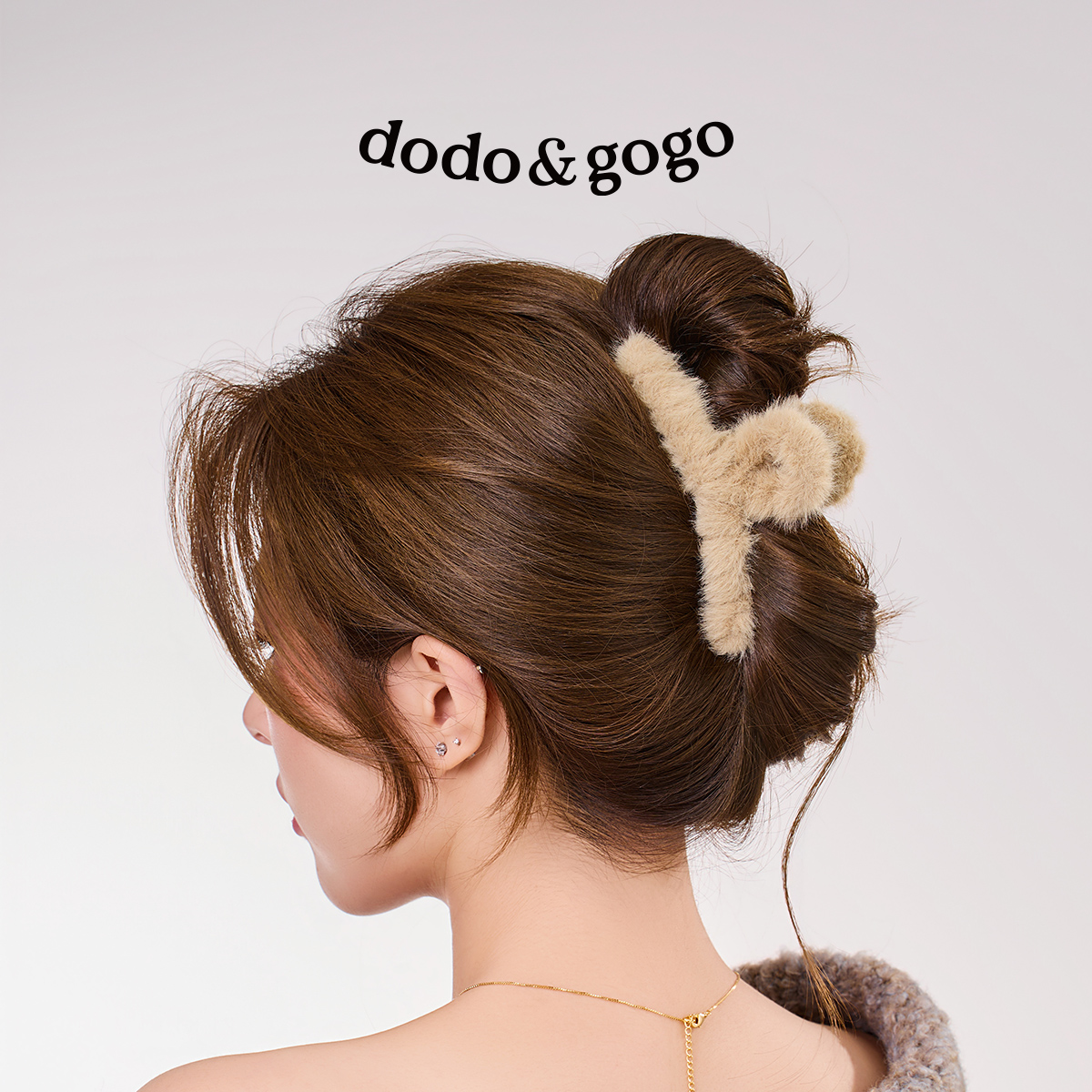 DODOGOGO秋冬简约甜美大号毛绒