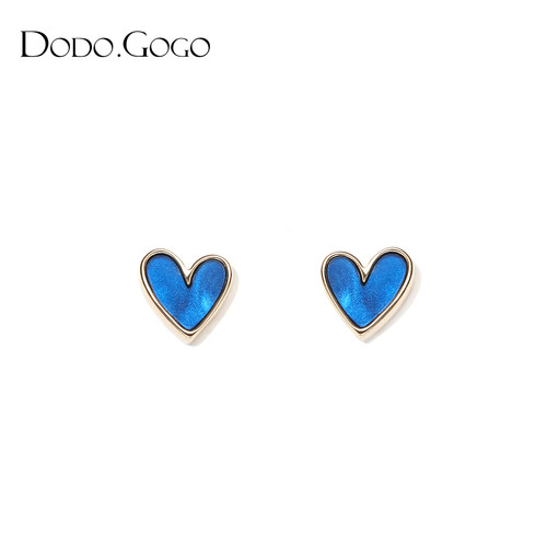 DODOGOGO克莱因蓝爱心耳钉