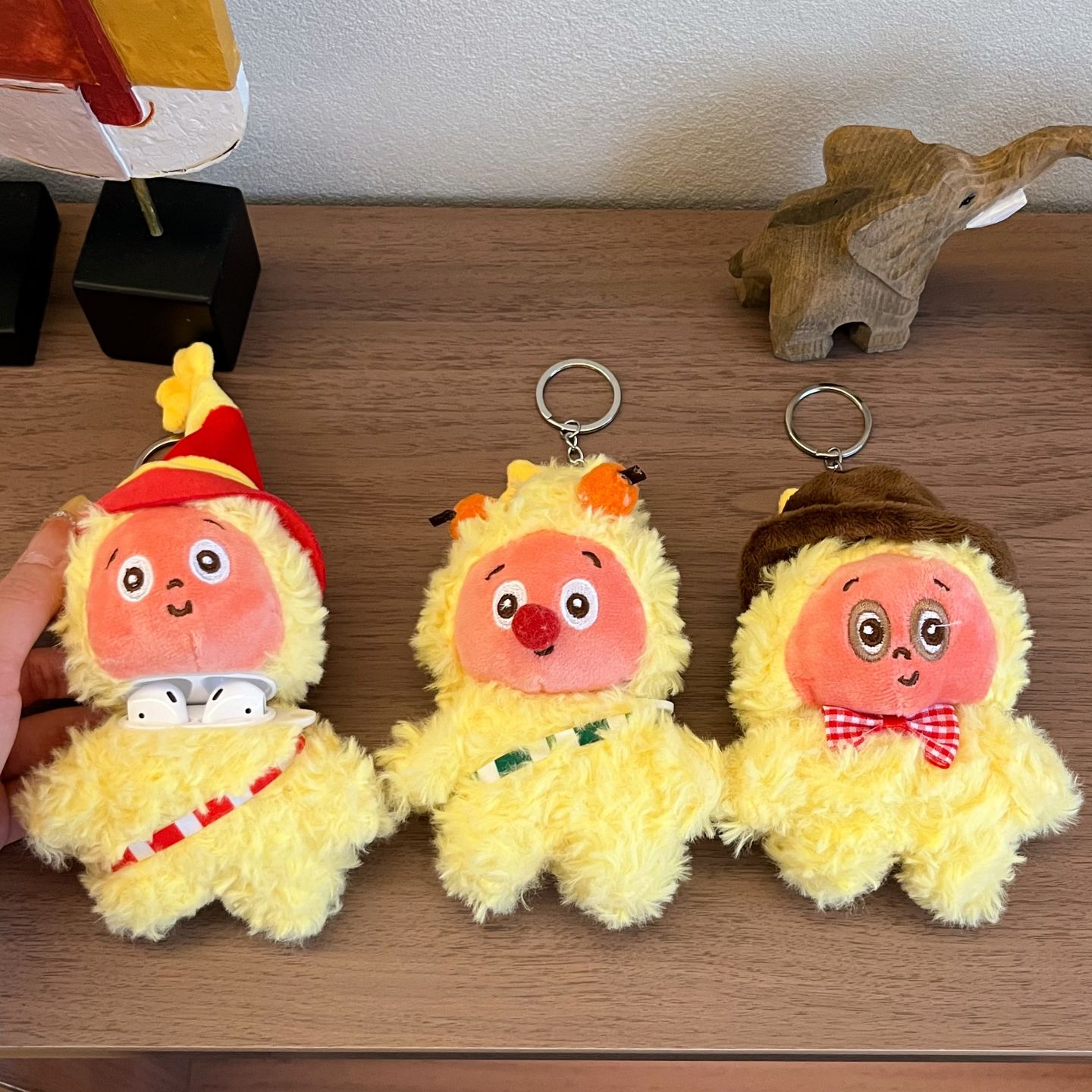 可爱毛绒星星人适用新款AirpodsPro3代蓝牙耳机套苹果airpods4代保护套公仔包包挂件airpods3一二代pro2软壳