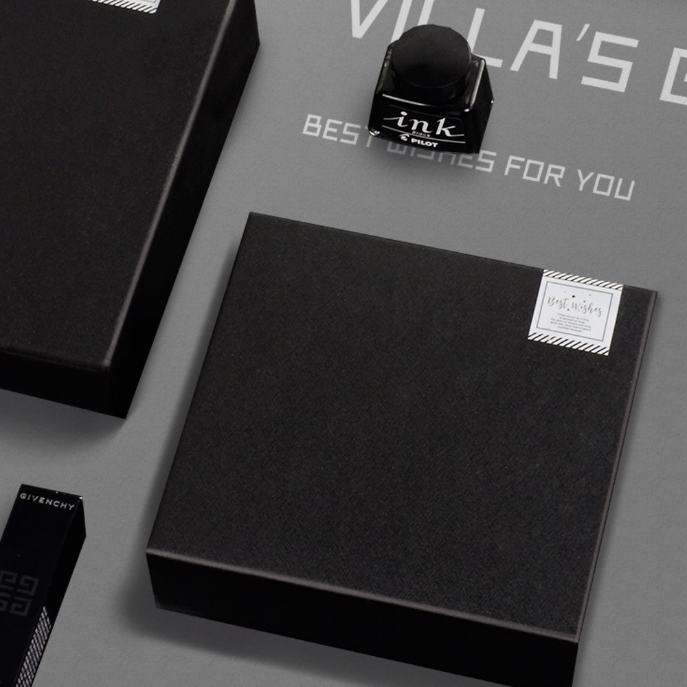 ins风黑色贴纸高档礼品盒创意口红礼物包装盒生日礼盒小批量定制在类目 办公设备/耗材/相关服务, 包装设备/标牌及耗材, 礼品盒中 - 来自Buy2taobao.com提供专业的淘宝代购服务