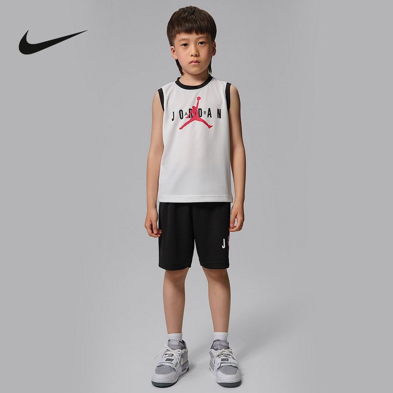 Nike耐克男童休闲舒适百搭时尚飞人logo套装背心/短裤IW2171-100