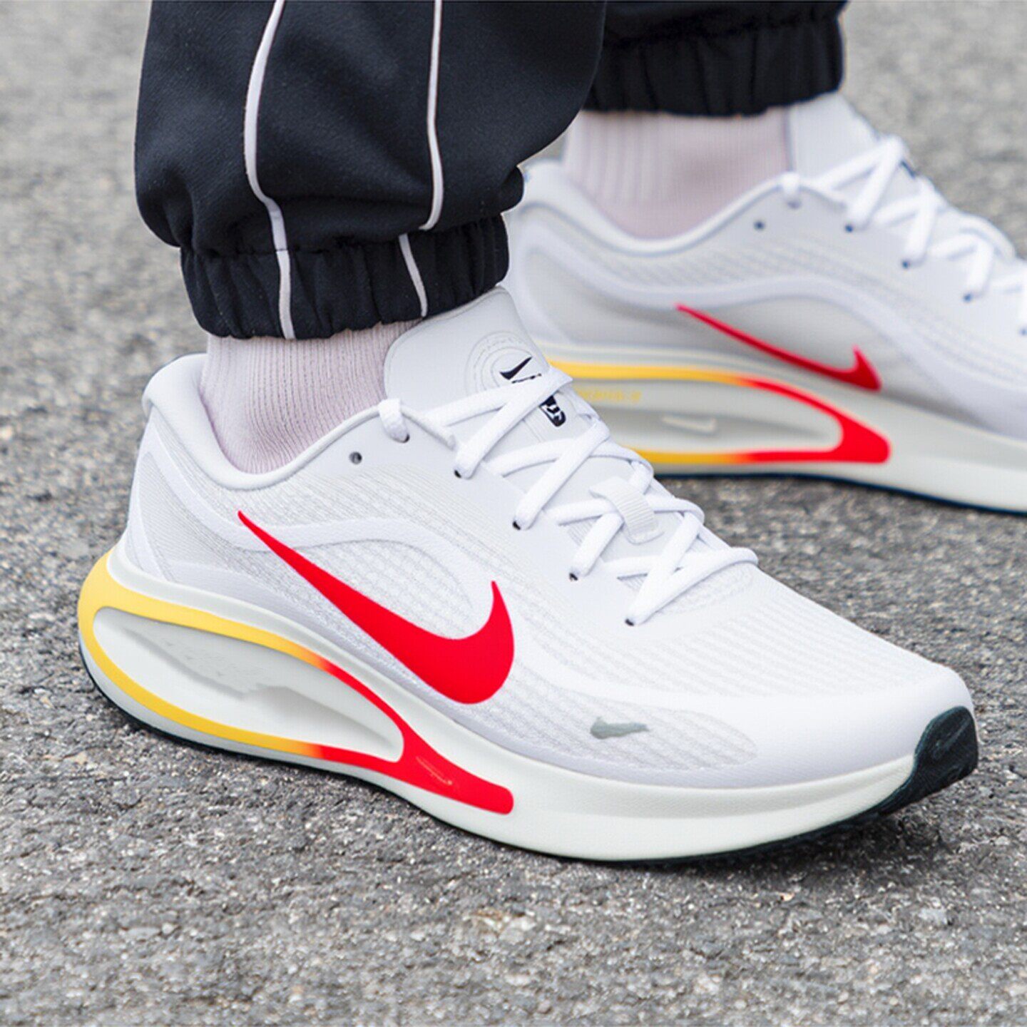 NIKE耐克鞋子正品健身跑