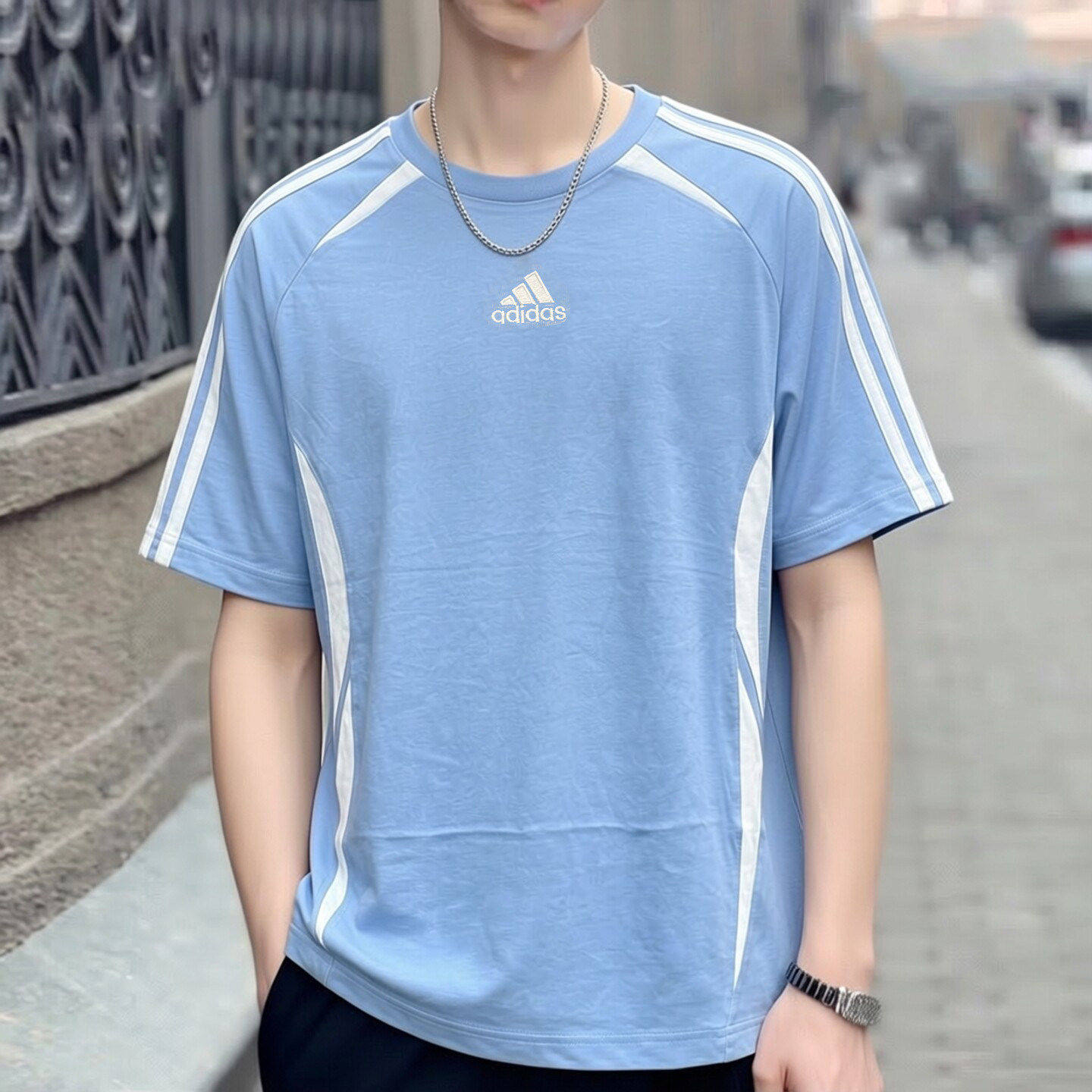 Adidas蓝色T恤男夏季新款