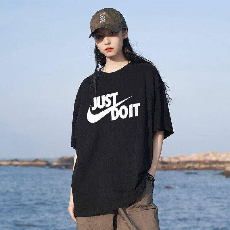 Nike耐克宽松大码女装纯