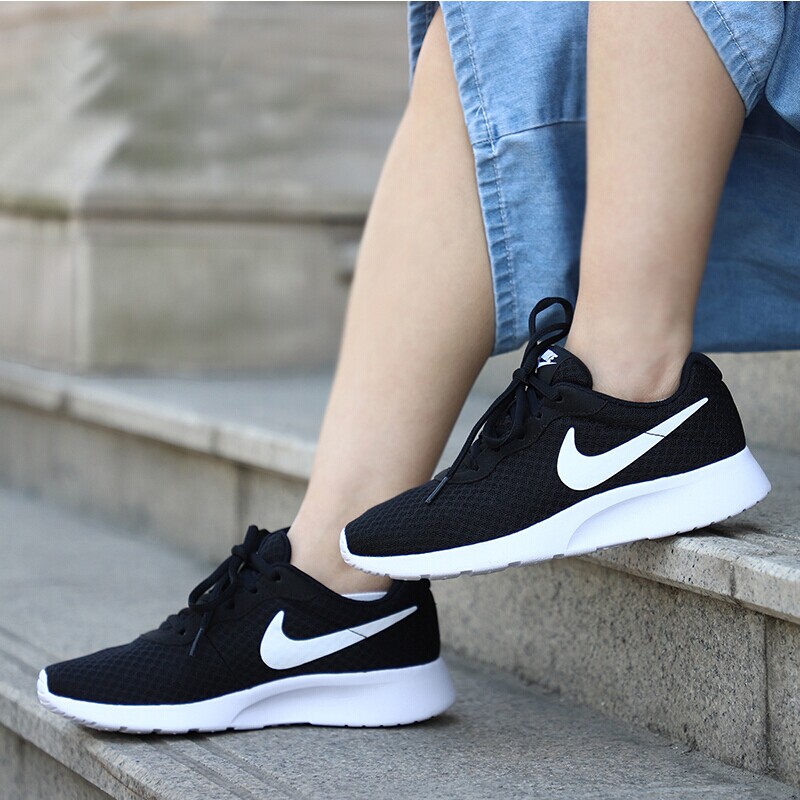 Nike/耐克TANJUN 黑白奥利奥网面透气轻便跑步鞋女812655  DJ6257