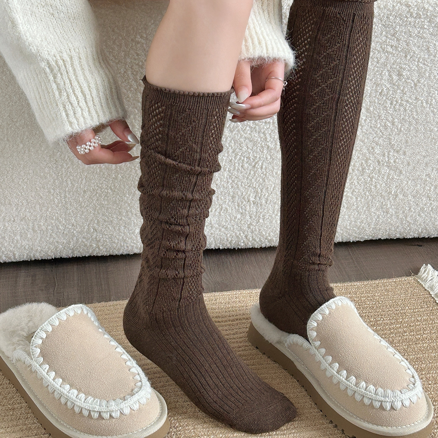 棕色小腿袜女冬季堆堆袜配勃肯鞋