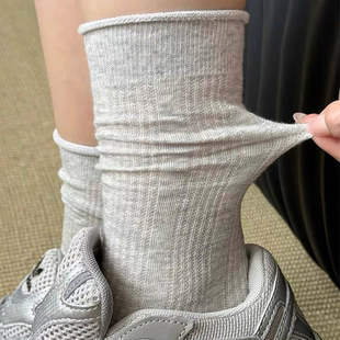 灰色中筒袜子女夏季薄款白色堆堆袜搭配勃肯鞋长筒袜miu系袜子女
