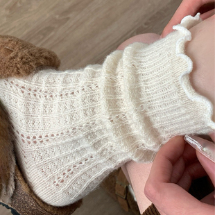 冬天袜子女款保暖堆堆袜搭配勃肯鞋袜子秋冬白色中筒袜冬季长筒袜