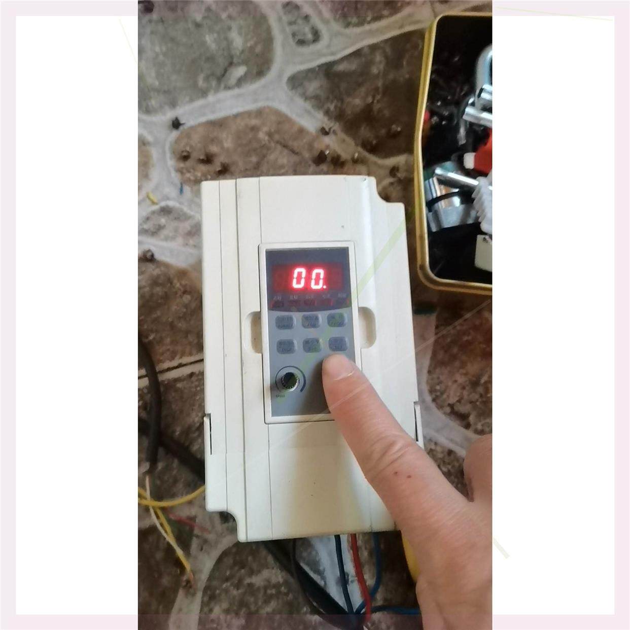 非实价议价议价议价1.5kw万鑫(德玛)D5M变频器,功能包好但旋钮调