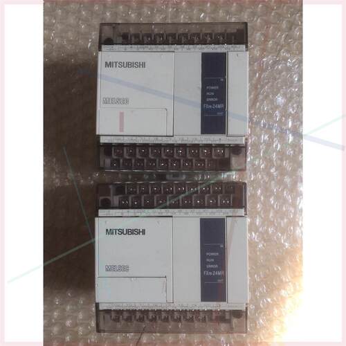 非实价议价议价议价三菱台版FX1N-24MR-D二手拆机,看清楚这个供电