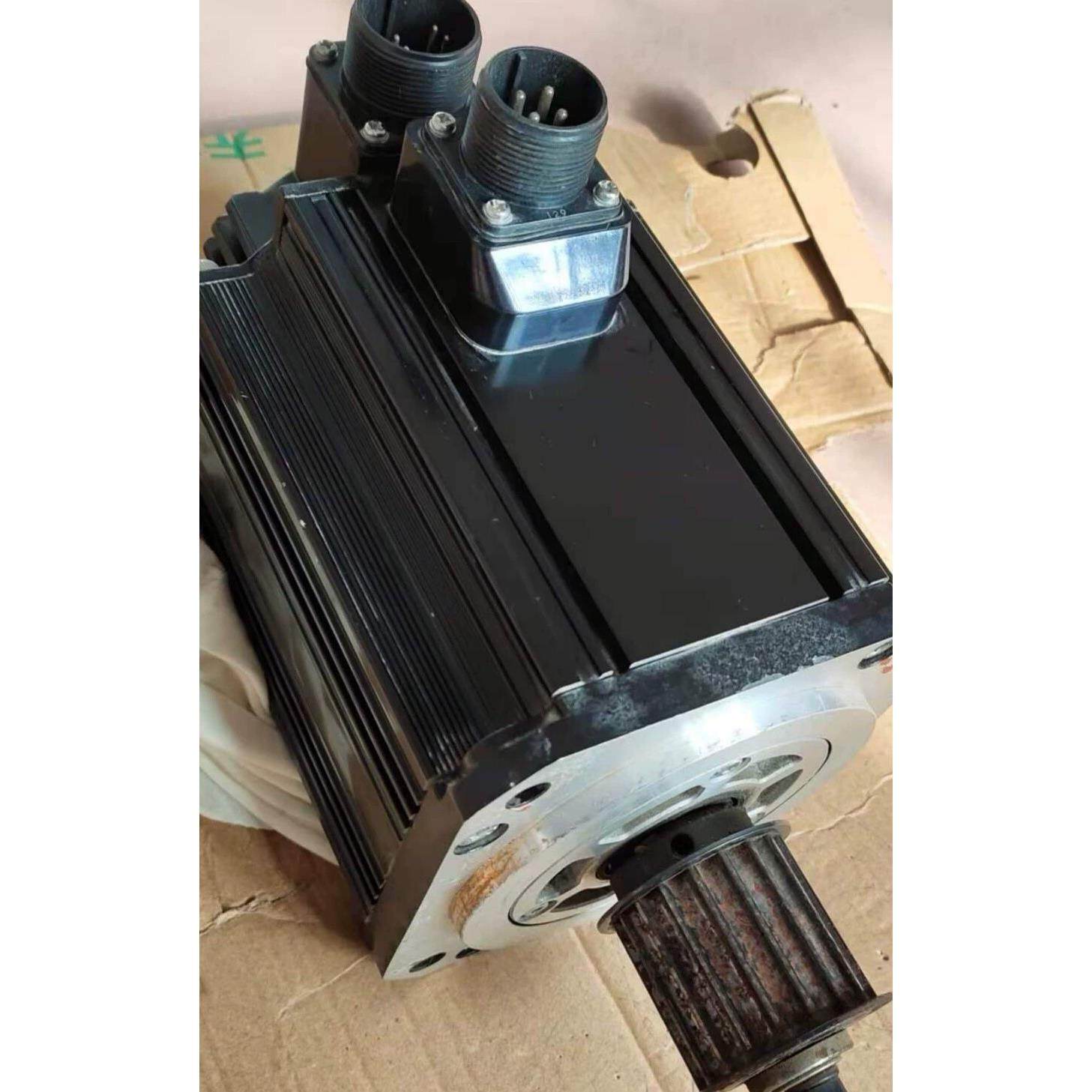 非实价议价议价富士伺服电机GYG202C5-RG2议价出售议价非实价议价