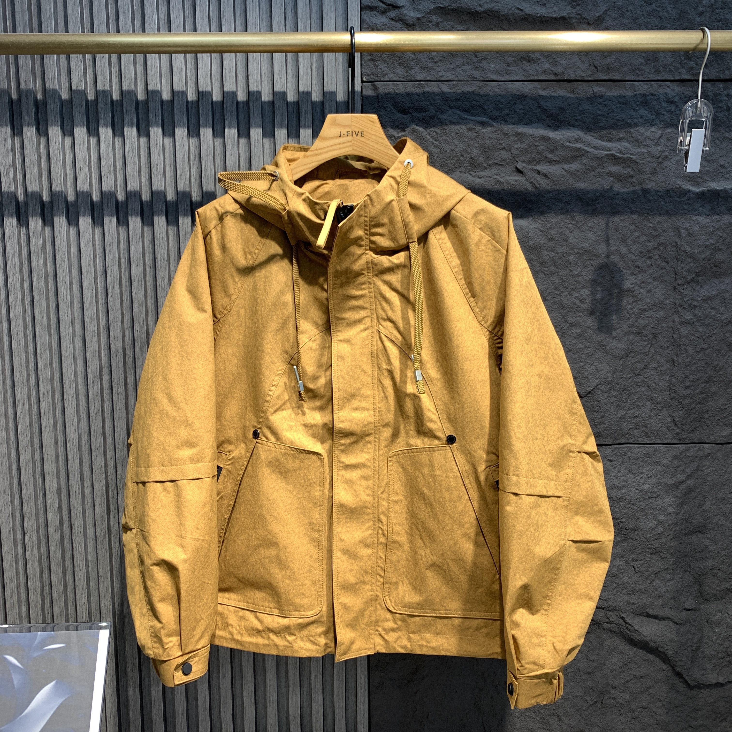 工装风连帽宽松多口袋休闲外套时尚潮流百搭短款冲锋衣夹克男衣服,男装,夹克,淘宝优惠券,粉丝福利购,淘宝优惠卷