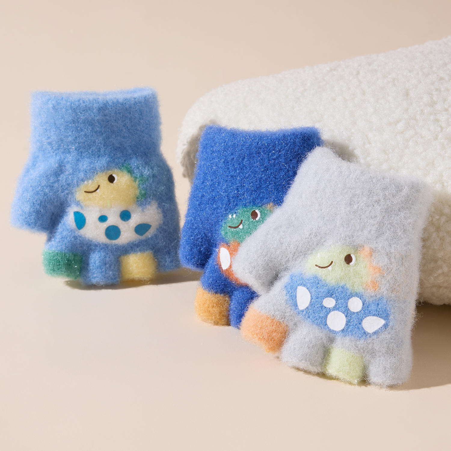 宝宝恐龙半指保暖手套