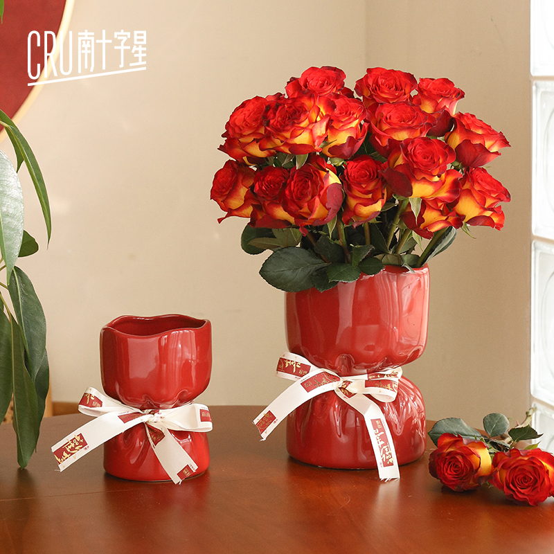 新年红色陶瓷花瓶高级感中式摆件