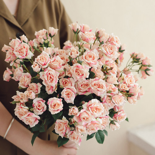 轻奢仿真花蔷薇多头小玫瑰插花假花摆设客厅干花花束高档装饰摆件