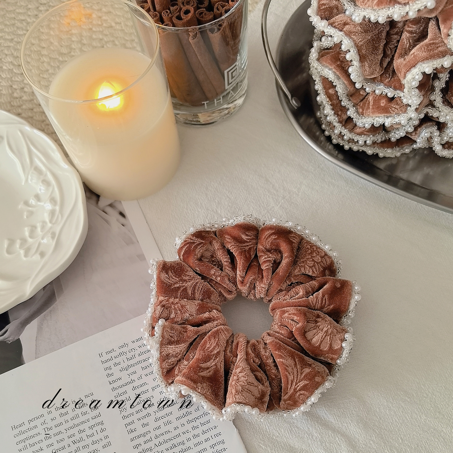 Dreamtown玛格丽特复古发圈