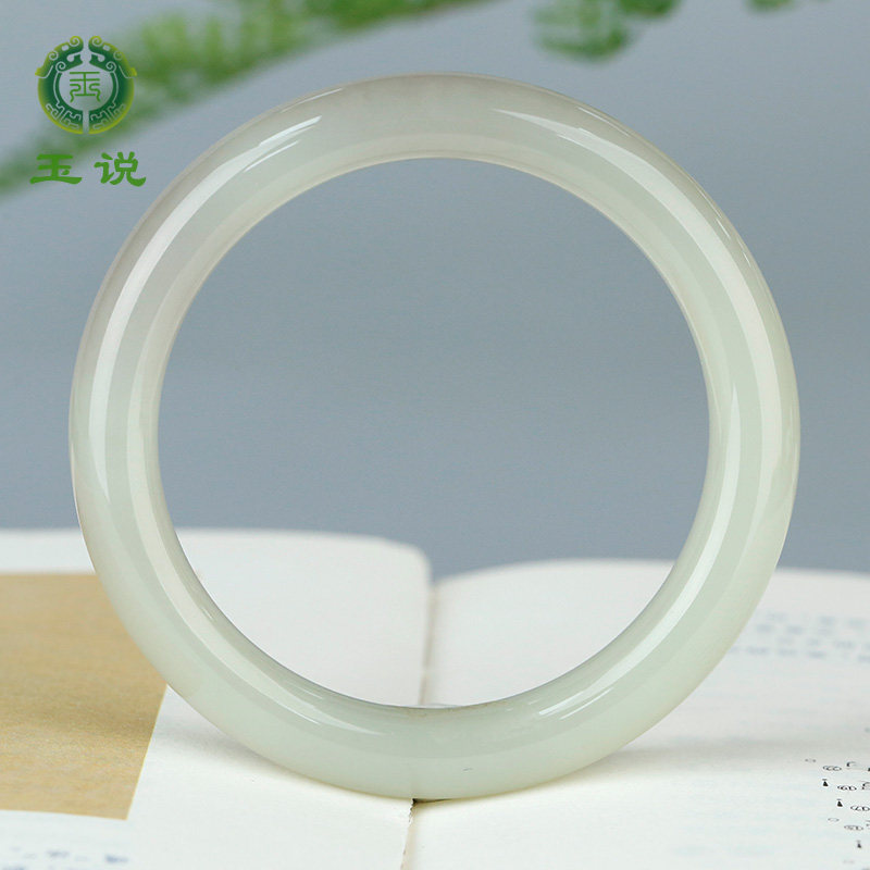 和田玉手镯女款玉镯子青白淡紫